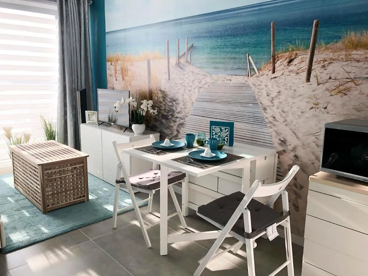 Studio Blue Cocoon Westende Миделкерк